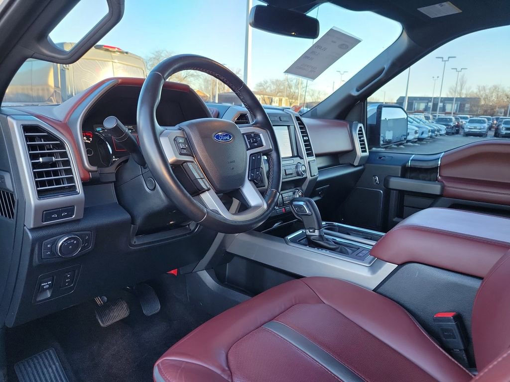 Certified 2019 Ford F150 Platinum w/ Equipment Group 701A Luxury image 20