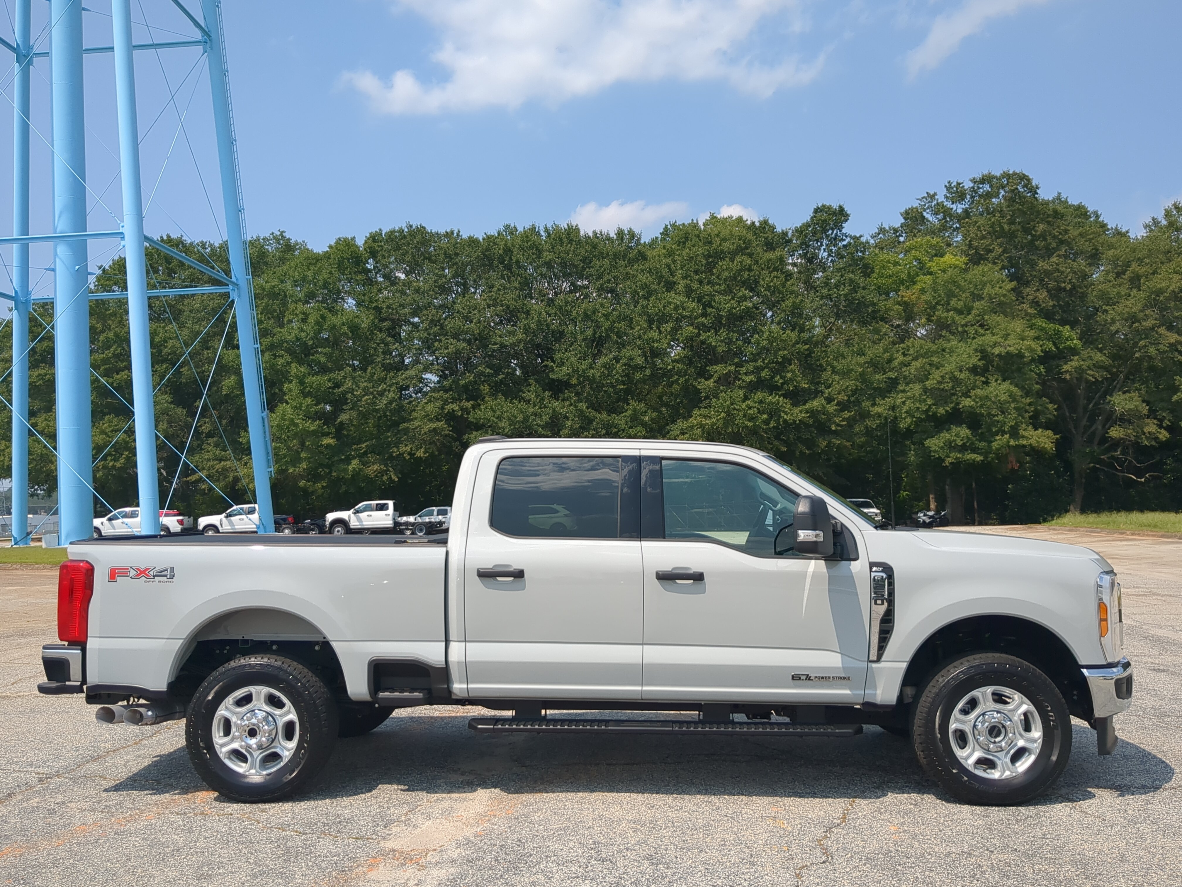 Certified 2025 Ford F250 XLT AWD/4WD image 2