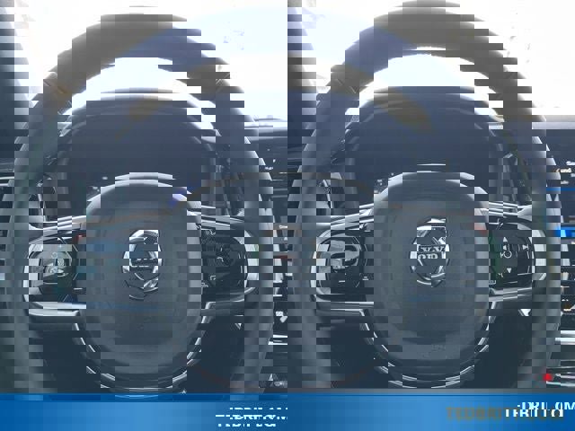 Used 2024 Volvo V60 T8 Polestar image 27