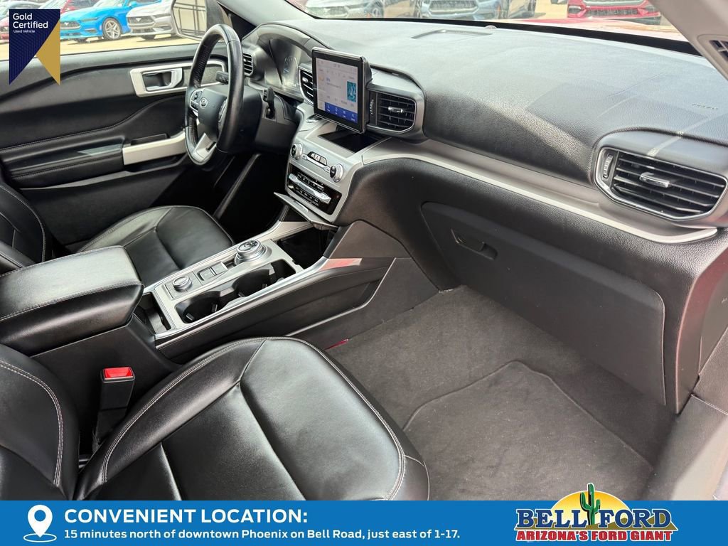 Certified 2022 Ford Explorer XLT w/ Equipment Group 202A image 11