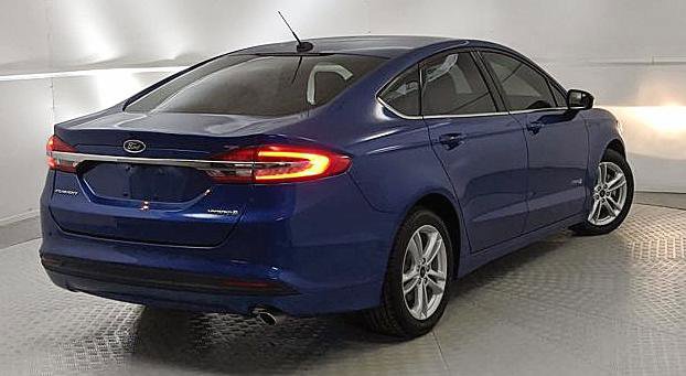 Certified 2018 Ford Fusion S image 4
