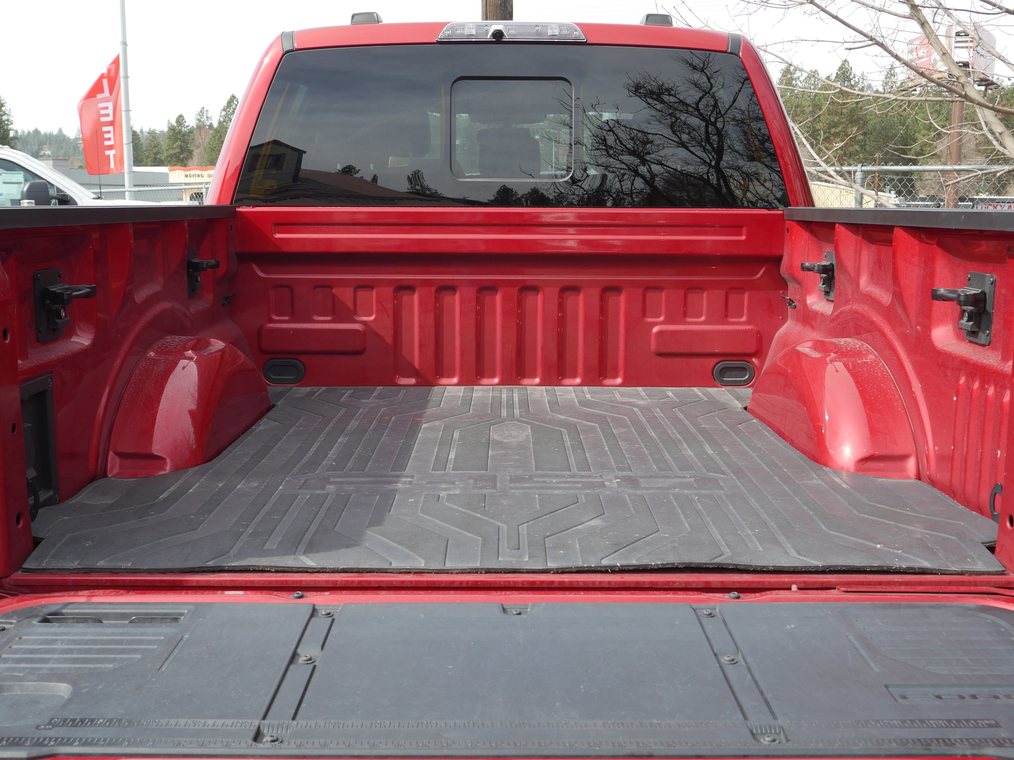 Certified 2022 Ford F150 Raptor w/ Raptor 37 Performance Package image 33