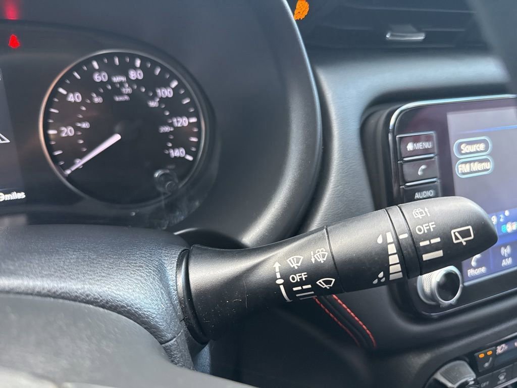 Used 2022 Nissan Kicks SR w/ Premium Package image 35