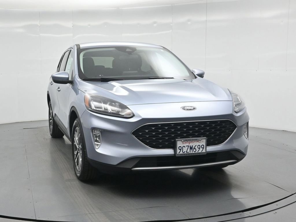 Certified 2022 Ford Escape SEL w/ Class II Trailer Tow Package image 8