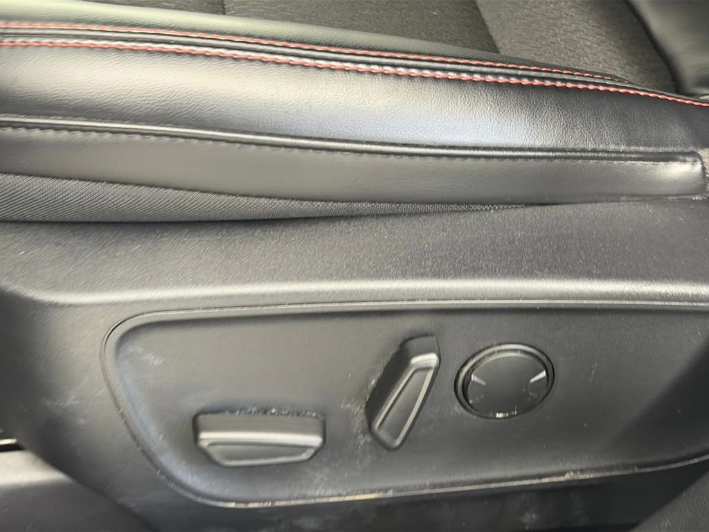 Certified 2025 Ford Escape ST-Line Select image 24