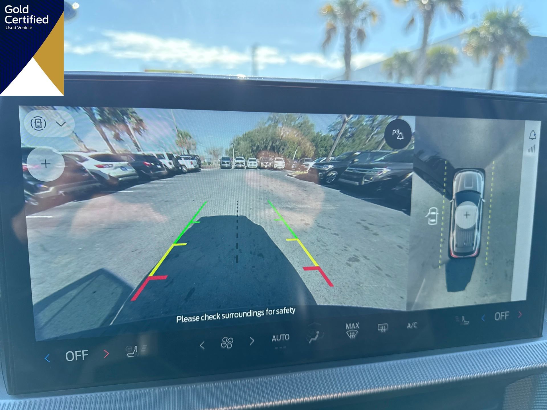 Certified 2025 Ford Explorer ST-Line w/ ST-Line Street Pack image 23