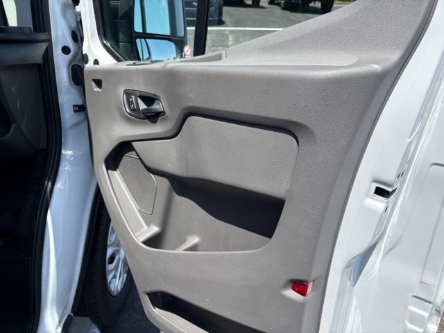 Certified 2025 Ford Transit 250 Low Roof w/ Exterior Upgrade Package RWD image 28