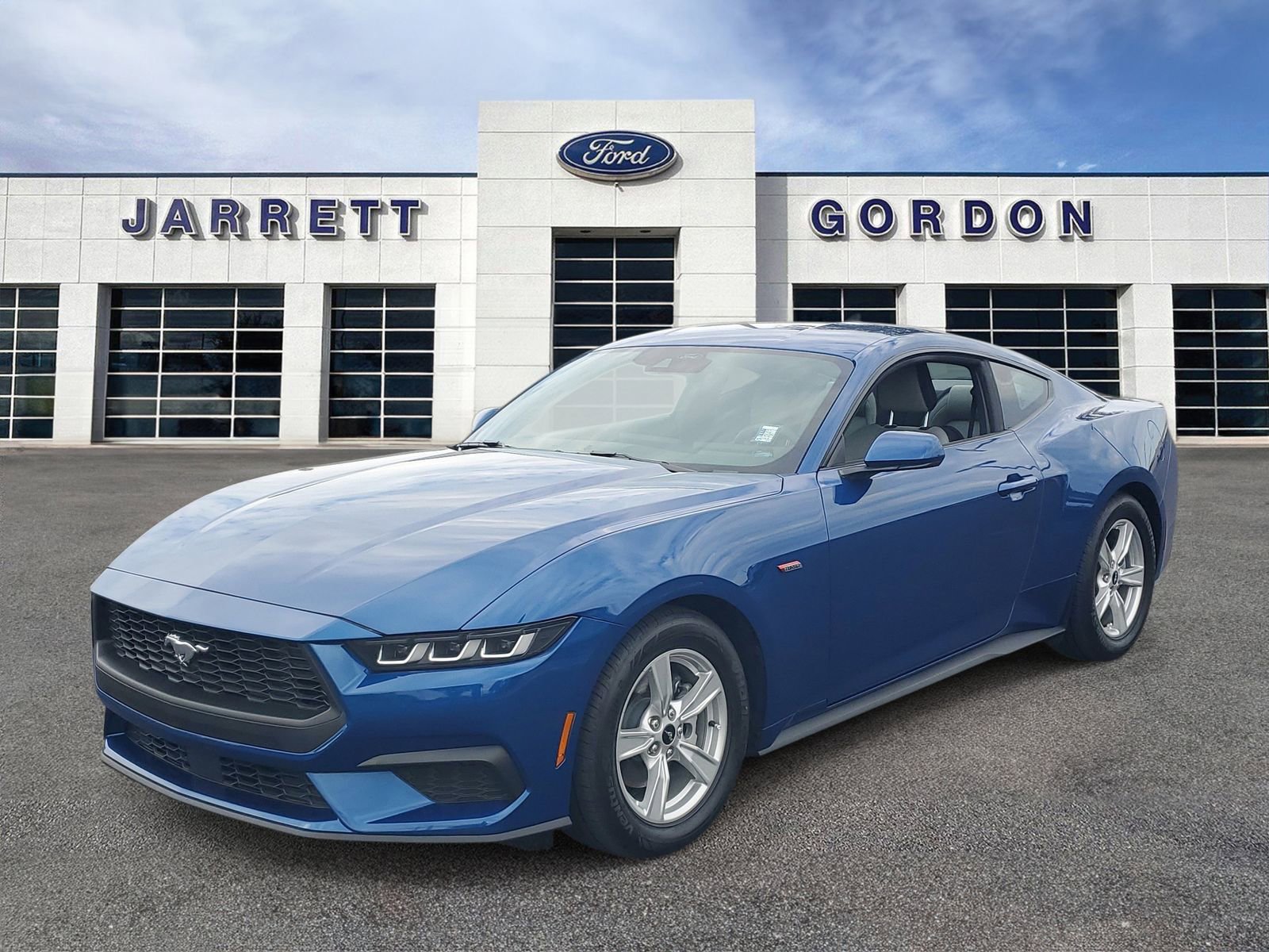 Certified 2024 Ford Mustang Coupe RWD image 2