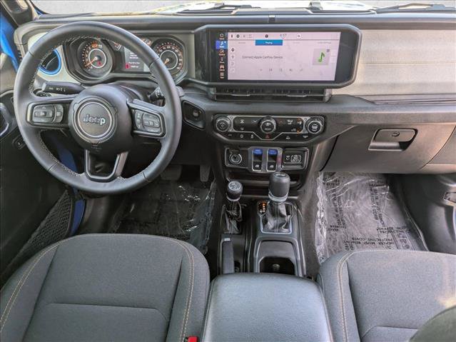 Used 2025 Jeep Wrangler Sport AWD/4WD image 16