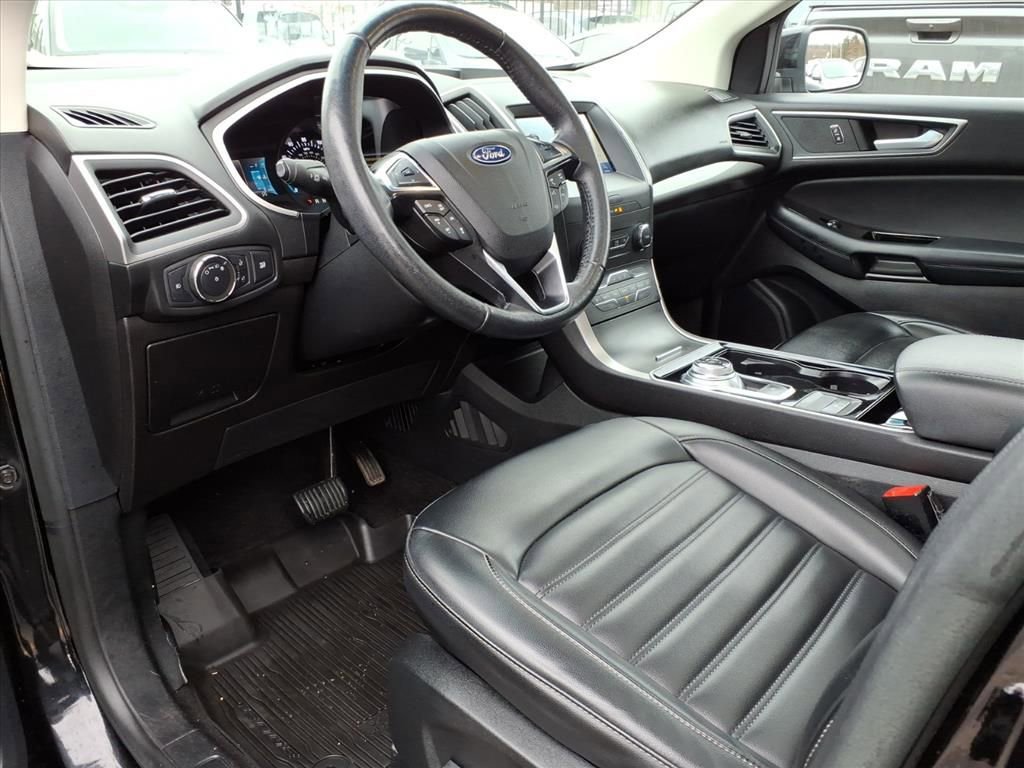 Certified 2020 Ford Edge SEL w/ Cold Weather Package image 10
