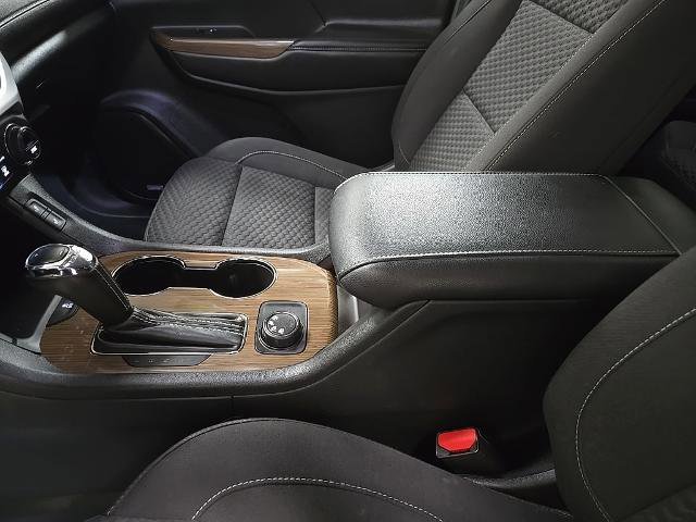 Used 2017 GMC Acadia SLE image 17