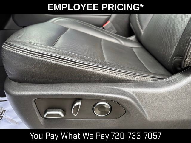 Used 2024 GMC Sierra 3500 Denali AWD/4WD image 17