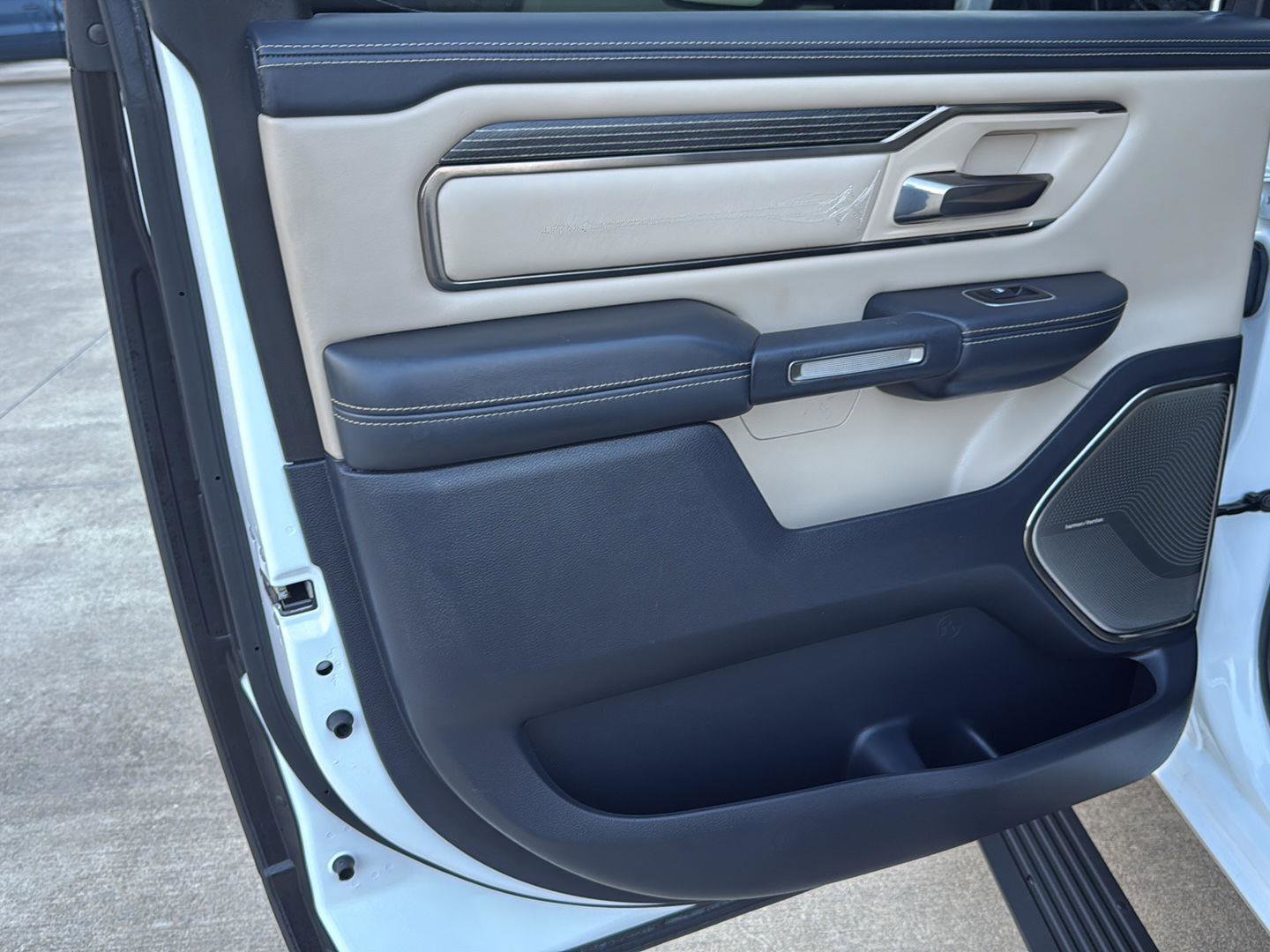 Used 2020 RAM 1500 Limited image 29