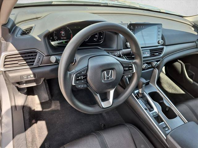 Used 2018 Honda Accord EX image 10