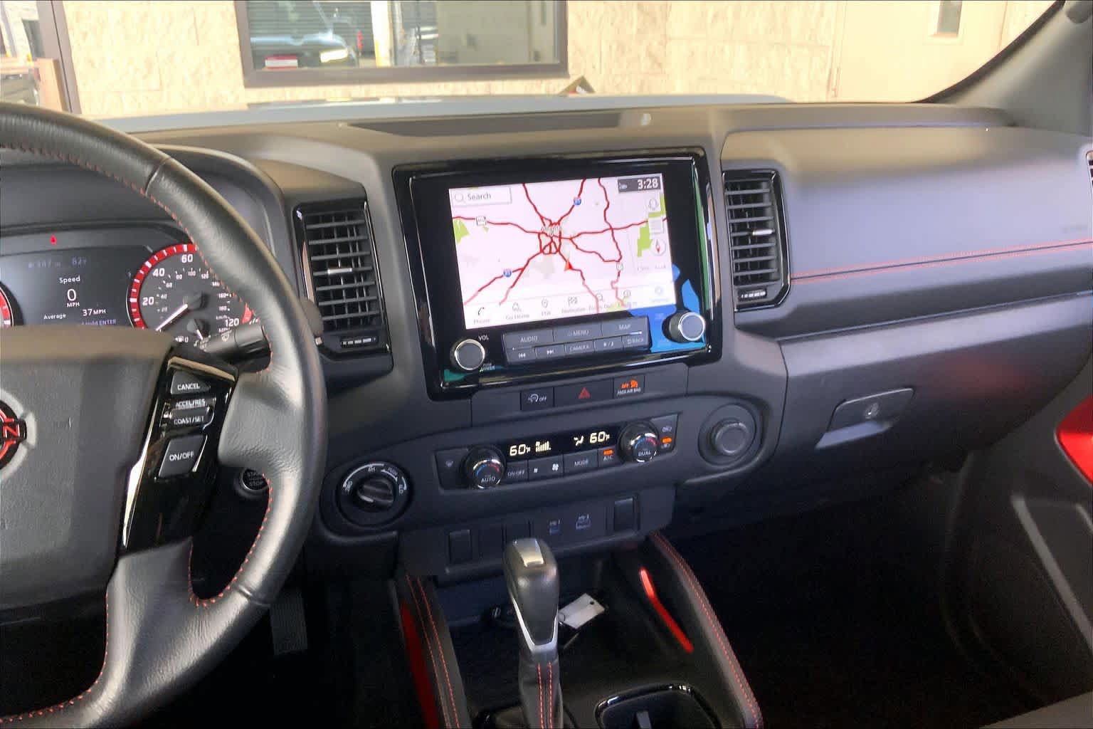 Used 2024 Nissan Frontier PRO-4X w/ Off-Road Protection Package AWD/4WD image 7