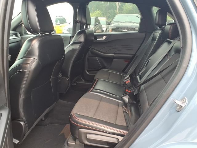 Certified 2023 Ford Escape ST-Line w/ Tech Pack #1 AWD/4WD image 9