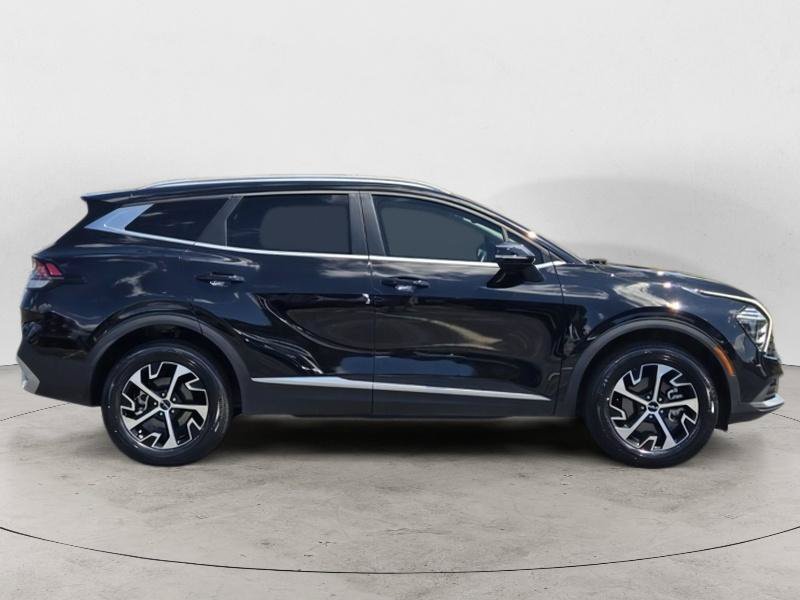 Used 2024 Kia Sportage EX AWD/4WD image 2
