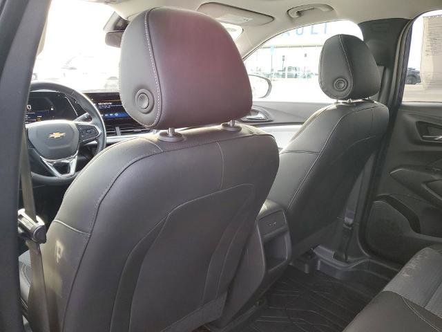 Used 2024 Chevrolet Trax LT w/ Sunroof Package image 25