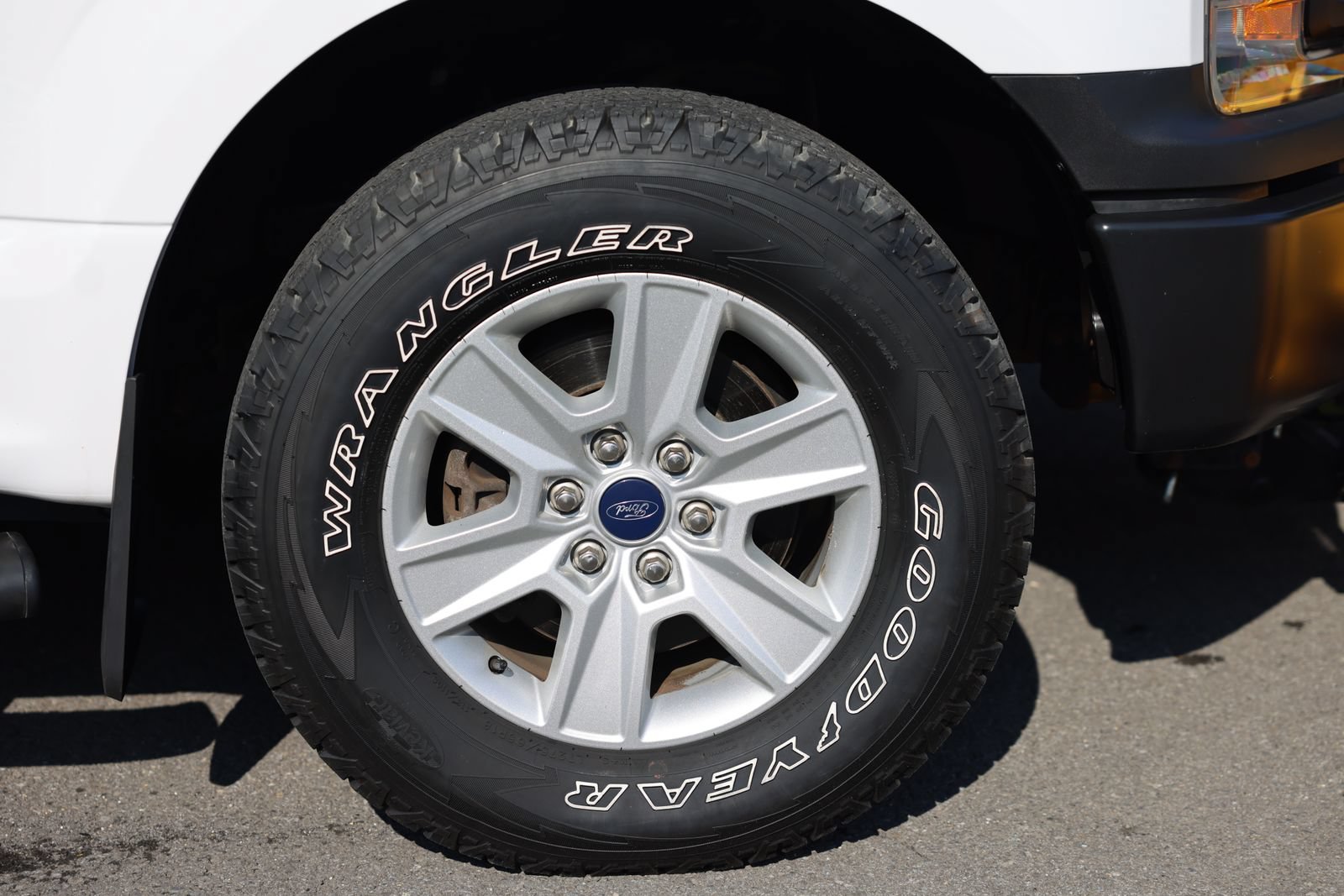 Certified 2019 Ford F150 XL w/ Equipment Group 101A Mid AWD/4WD image 20