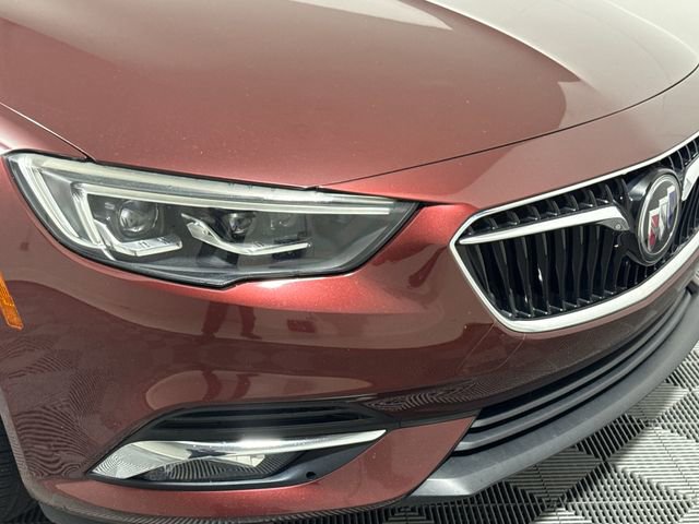 Used 2018 Buick Regal Essence w/ Driver Confidence Package #1 AWD/4WD image 13