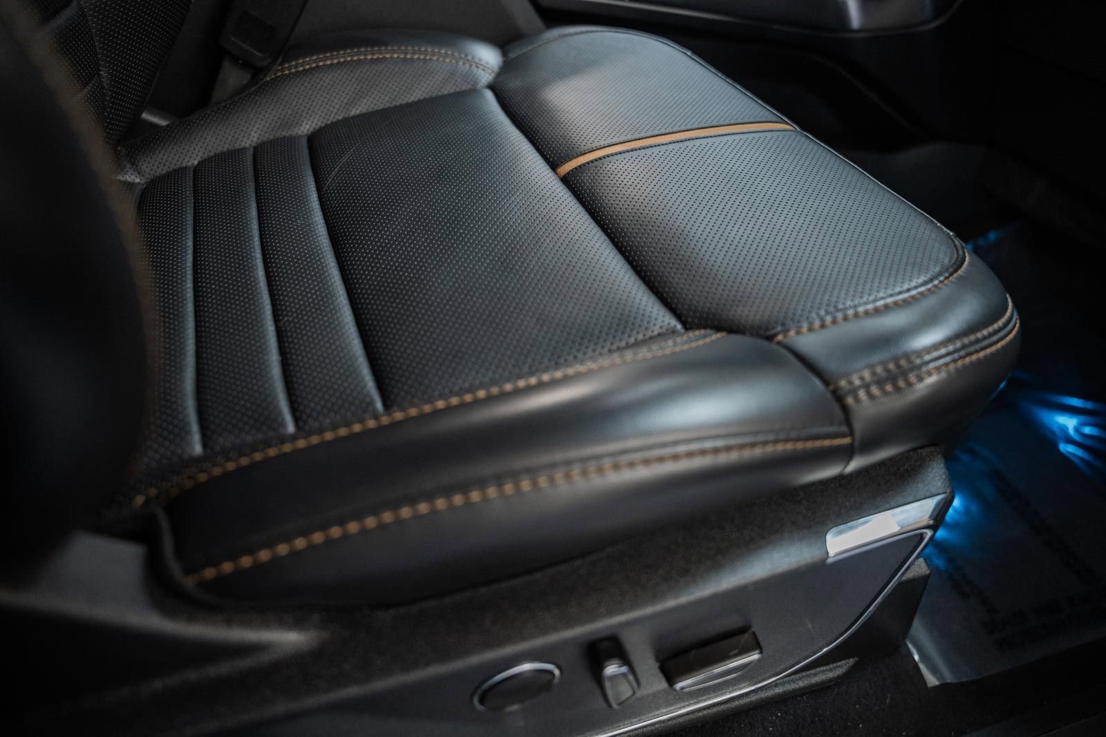 Certified 2023 Ford F150 Platinum image 44