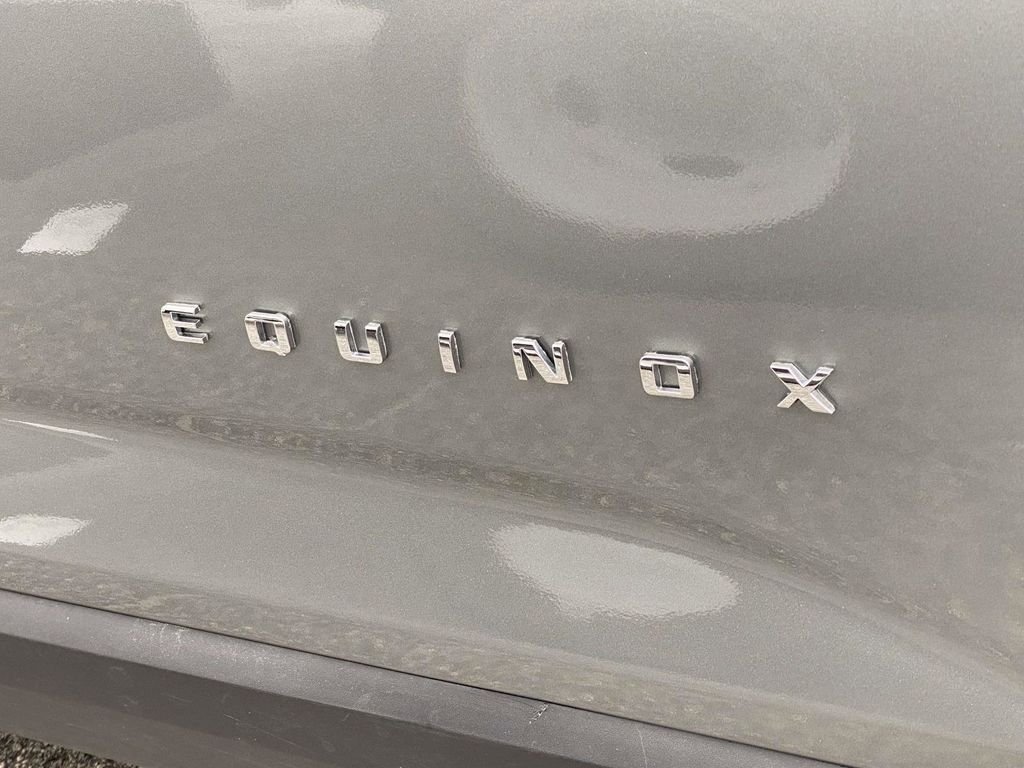 Used 2025 Chevrolet Equinox LT w/ Convenience Package II FWD image 4