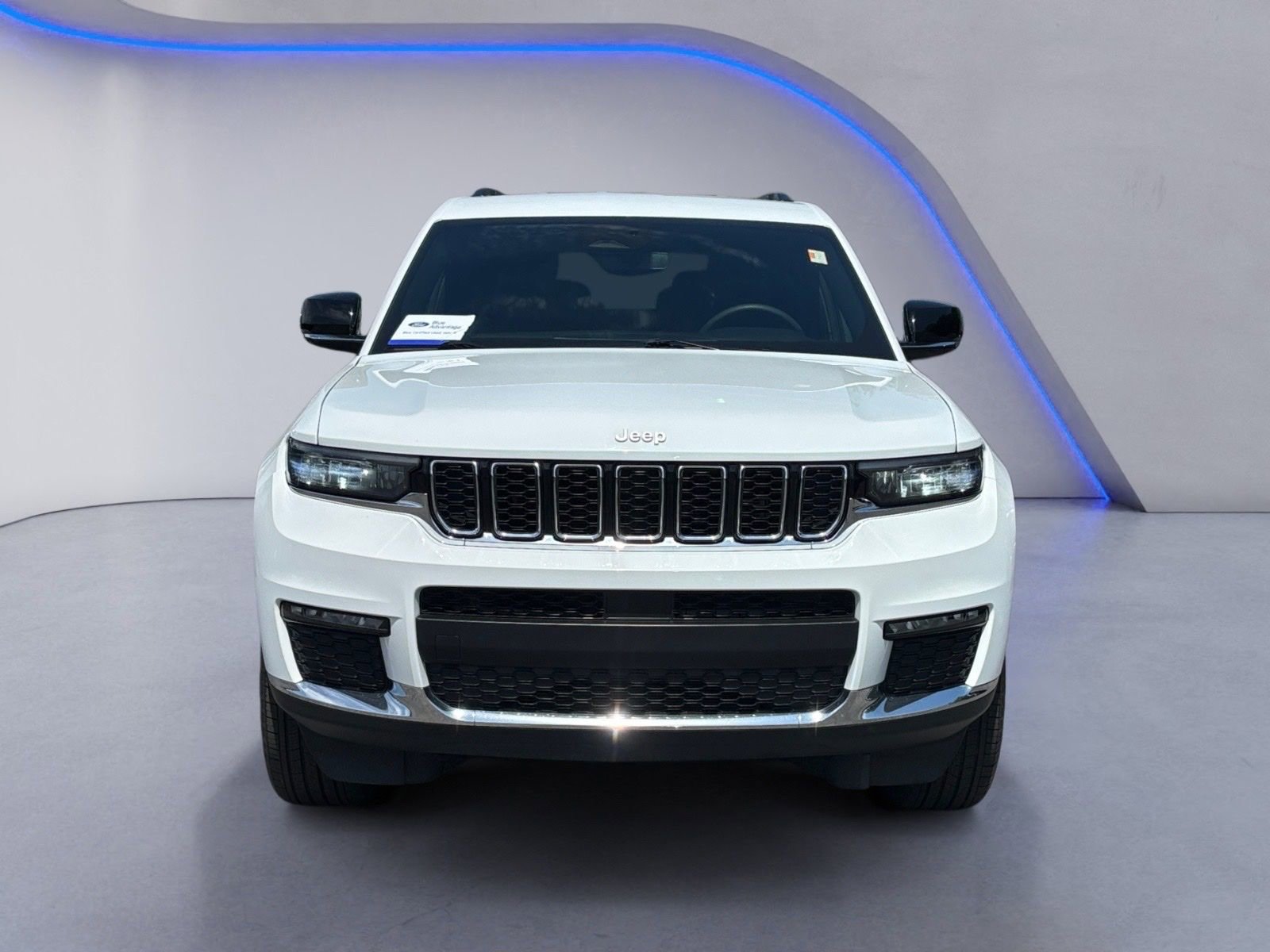 Used 2024 Jeep Grand Cherokee L Limited AWD/4WD image 12