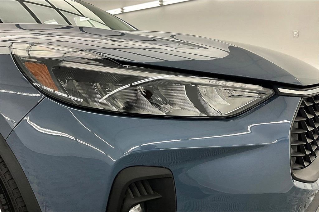 Certified 2025 Ford Escape SE image 29