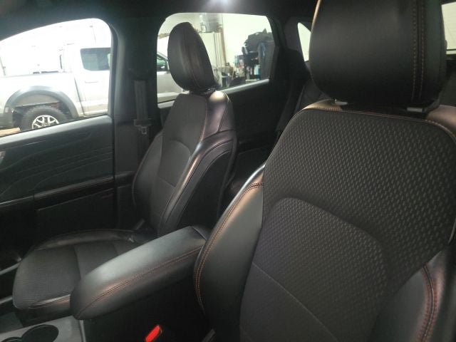 Certified 2023 Ford Escape ST-Line w/ Tech Pack #1 AWD/4WD image 16