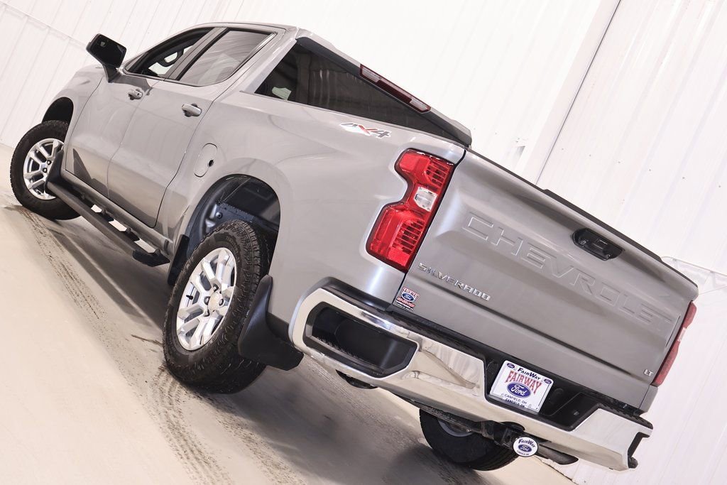 Used 2024 Chevrolet Silverado 1500 LT image 4
