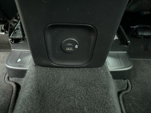 Certified 2021 Ford Escape SE w/ SE Sport Appearance Package image 23