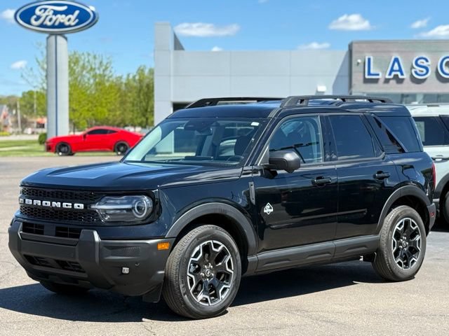 Certified 2025 Ford Bronco Sport Outer Banks w/ Outer Banks Tech Package+ AWD/4WD image 33