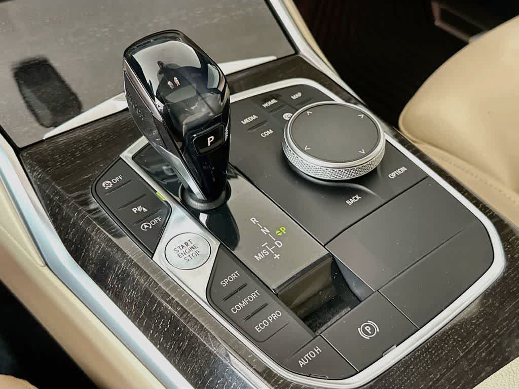 Used 2020 BMW 330i Sedan w/ Convenience Package RWD image 19