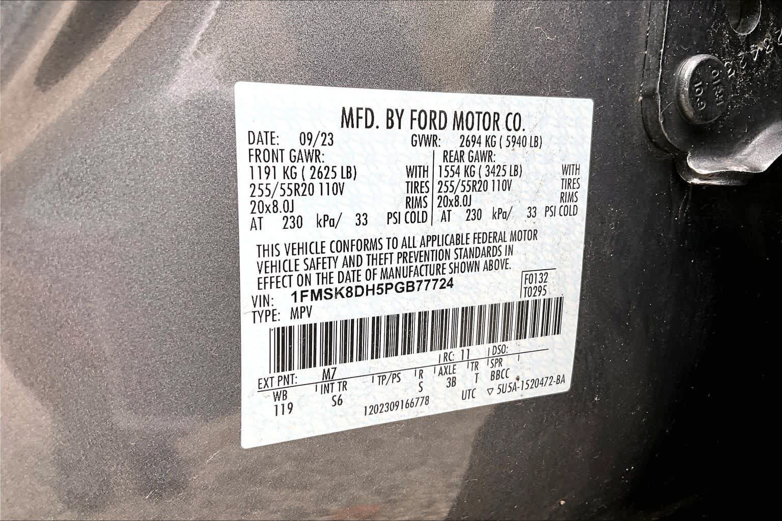 Certified 2023 Ford Explorer XLT w/ Equipment Group 202A AWD/4WD image 34