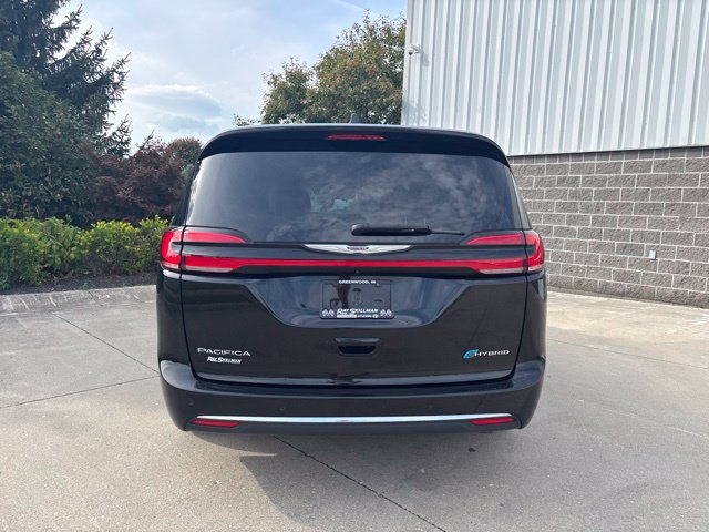 Used 2024 Chrysler Pacifica Limited FWD image 7