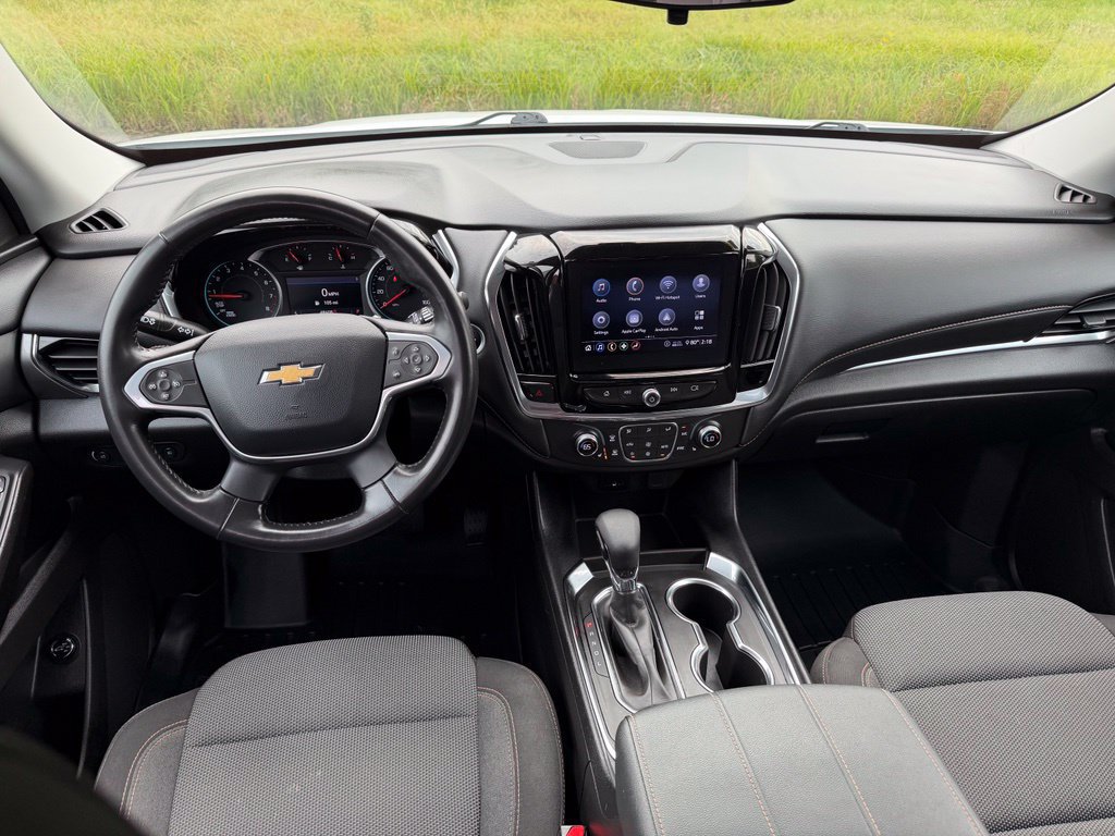 Used 2021 Chevrolet Traverse LT FWD image 30