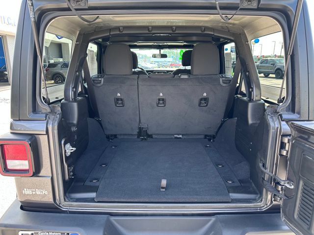 Used 2022 Jeep Wrangler Unlimited Sport AWD/4WD image 7