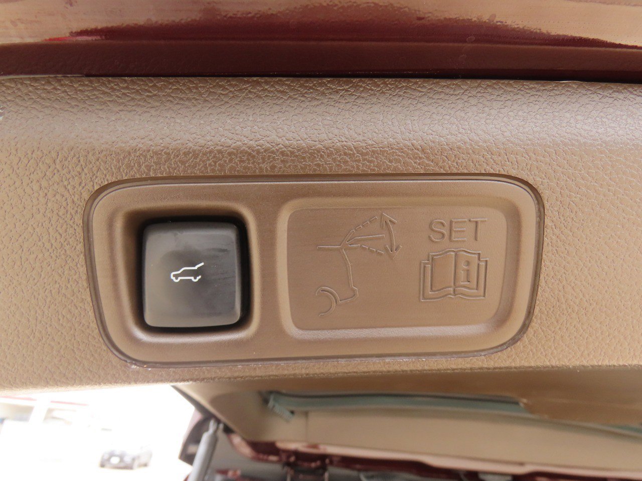 Certified 2024 Ford Expedition King Ranch RWD image 13