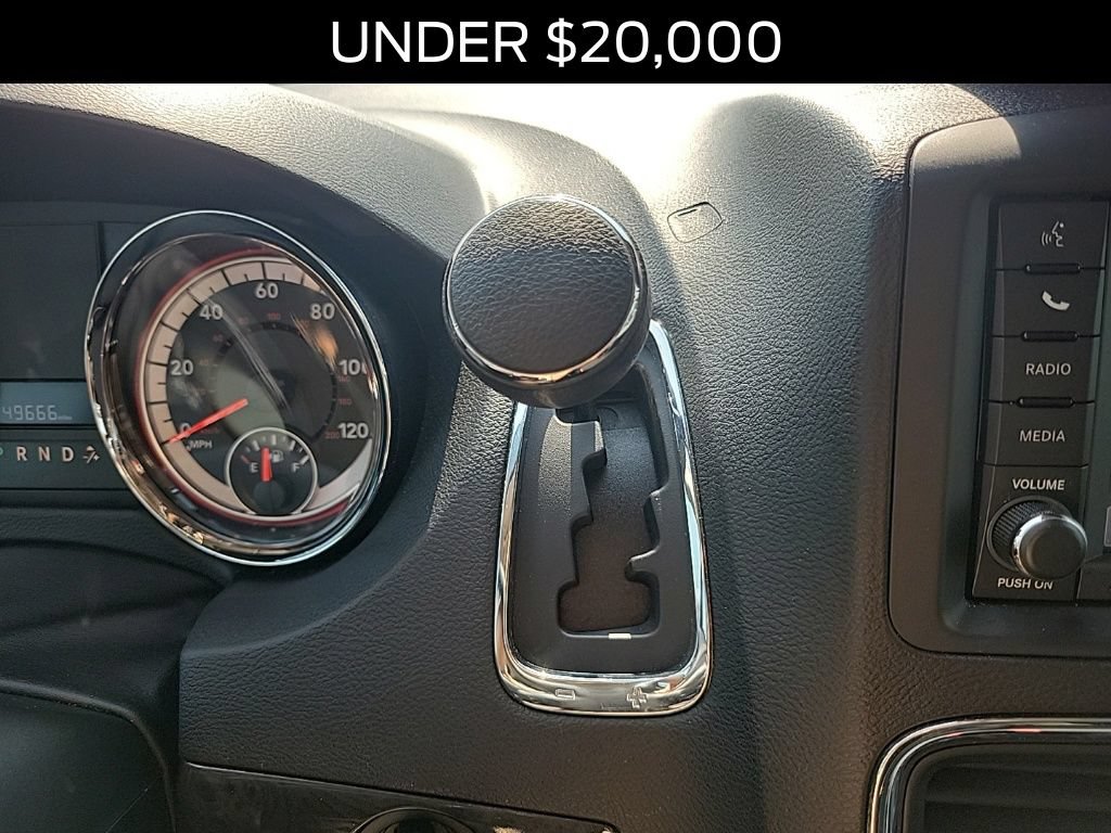 Used 2020 Dodge Grand Caravan SE w/ UConnect Hands-Free Group FWD image 29