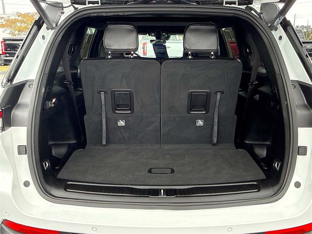 Used 2025 Jeep Grand Cherokee L Altitude image 18