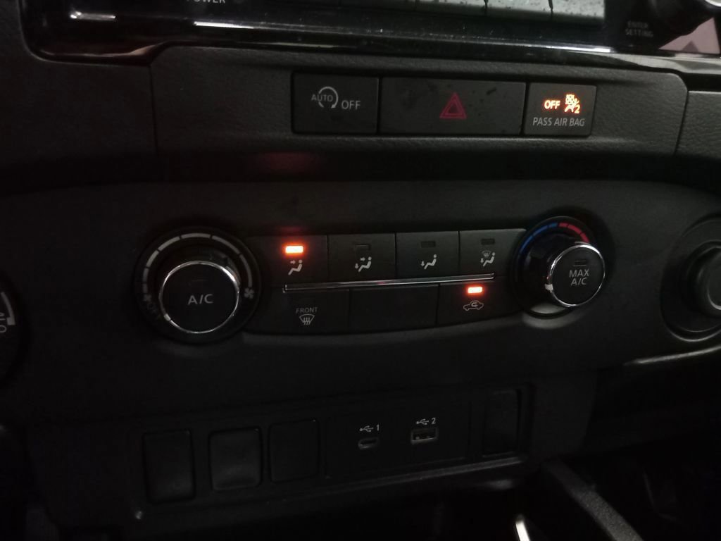 Used 2024 Nissan Frontier SV image 21