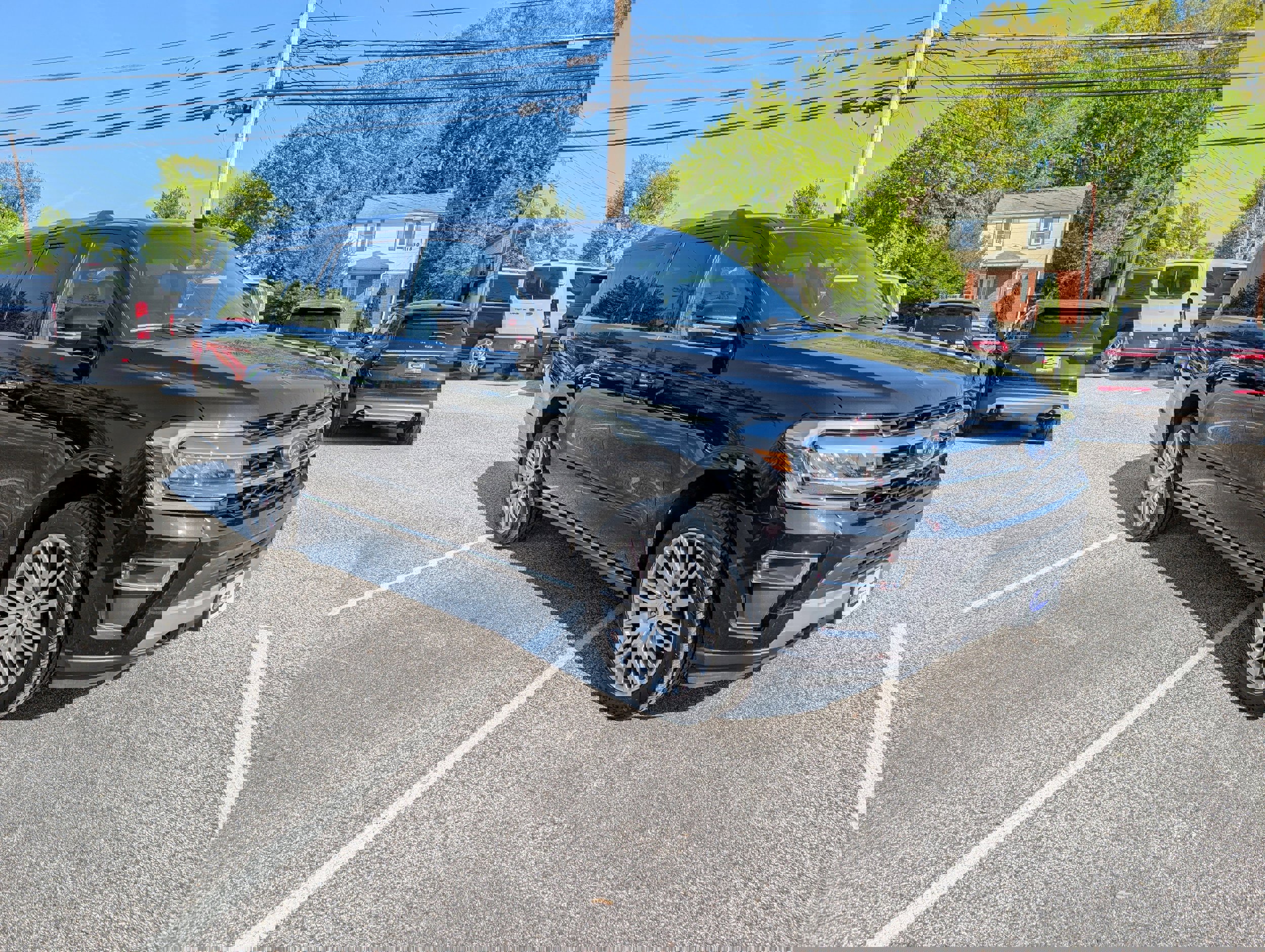 Certified 2022 Ford Expedition Max Limited image 9