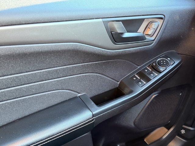 Certified 2023 Ford Escape Active AWD/4WD image 34