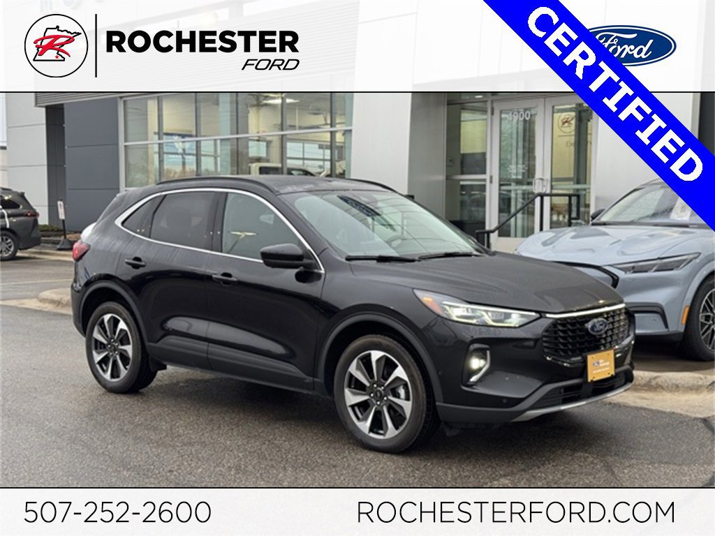 Certified 2023 Ford Escape Platinum w/ Premium Technology Package image 5