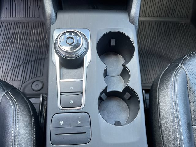Certified 2022 Ford Escape SEL w/ Technology Package FWD image 39