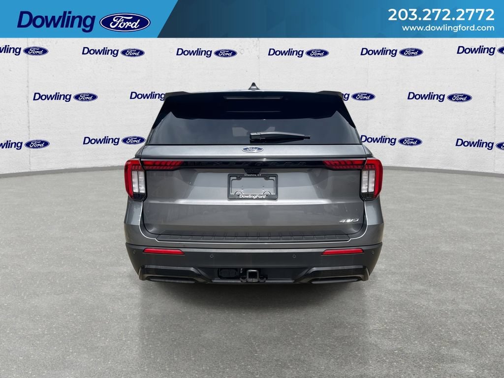 Certified 2025 Ford Explorer ST-Line AWD/4WD image 7