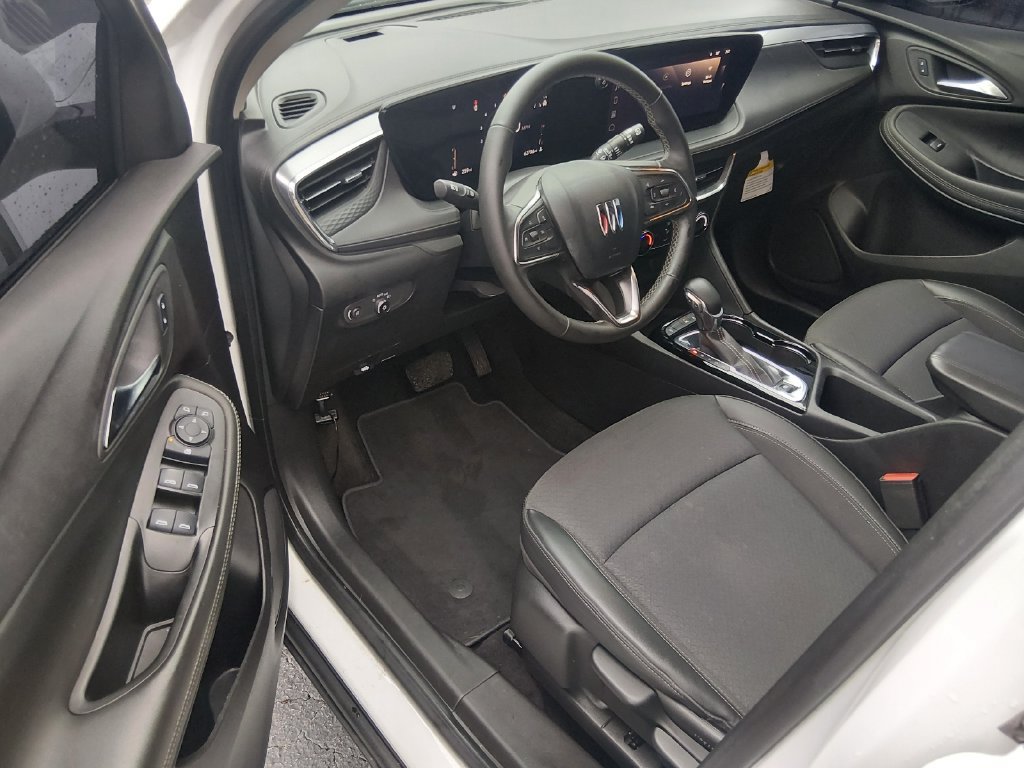 Used 2024 Buick Encore GX Preferred FWD image 10
