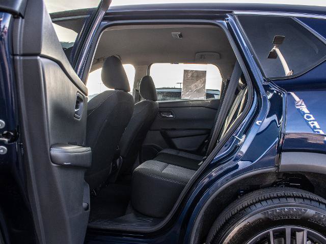 Used 2026 Nissan Rogue SV AWD/4WD image 22