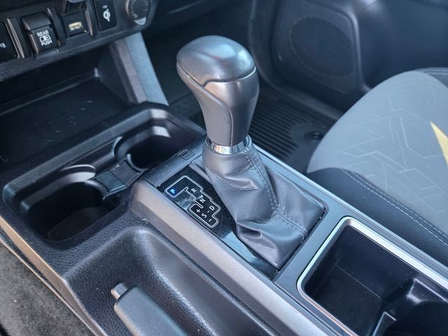 Used 2023 Toyota Tacoma TRD Off-Road w/ Advanced Technology Package AWD/4WD image 14