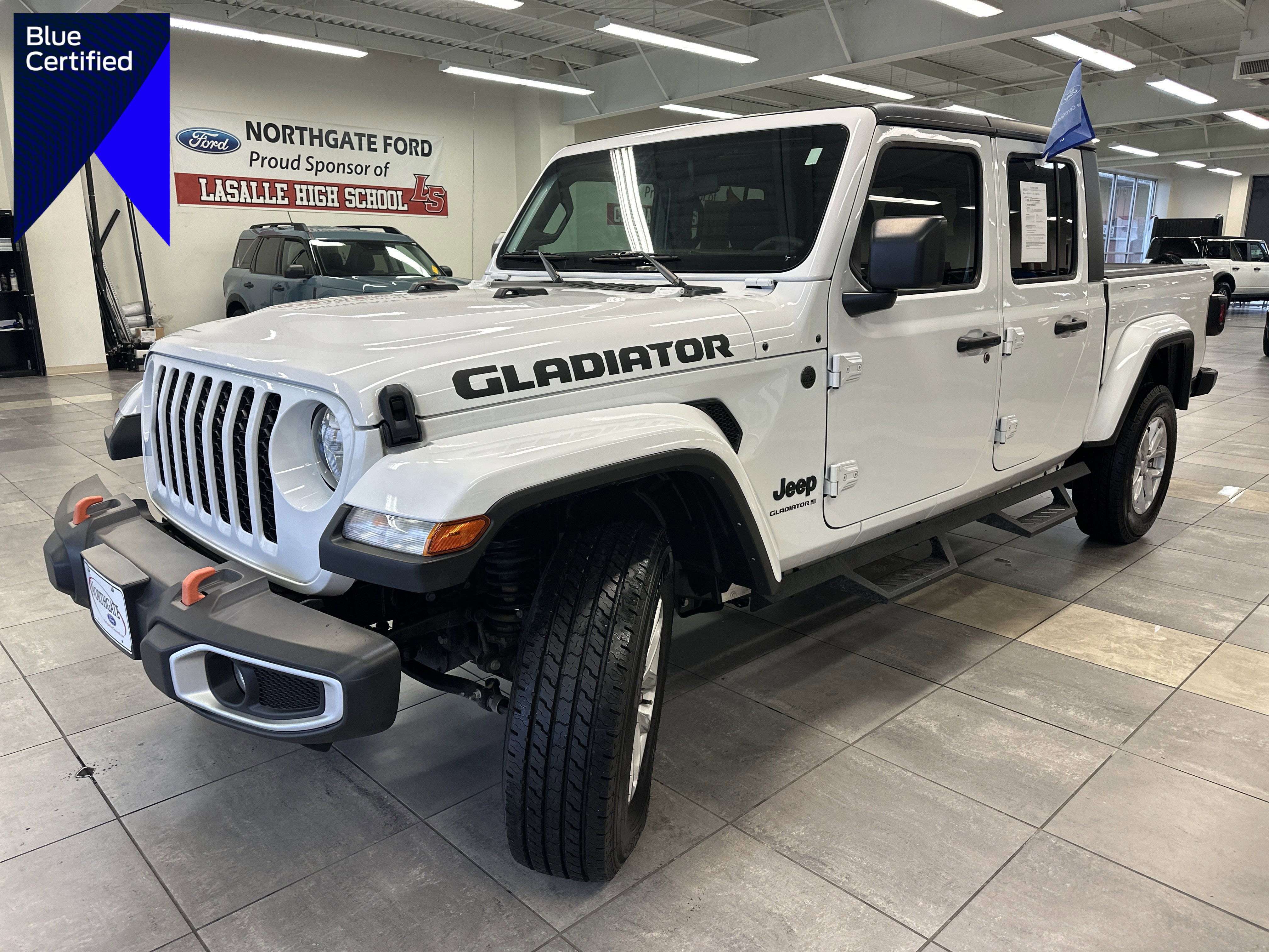 Used 2023 Jeep Gladiator Sport image 1